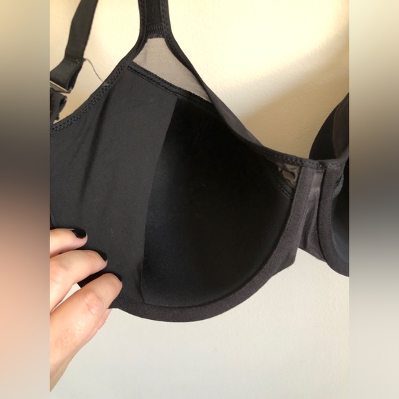 Bali Women’s One Smooth U Ultralight Bra in size 38DD in Black - Picture 9 of 11